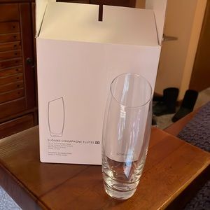 BRAND NEW!  4-pk. Sloane champagne Flutes